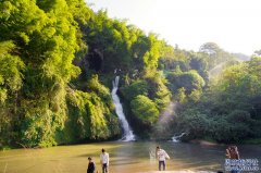 不花钱的哈尔滨旅游景点 龙洞河边玩野炊