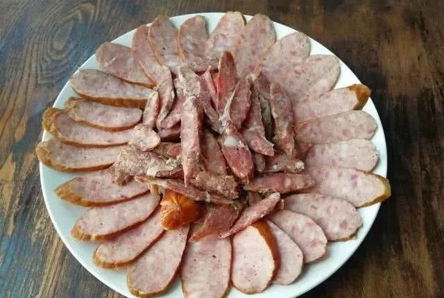 东北“热炕头”上的9大“下酒菜”,在东北“贼火”