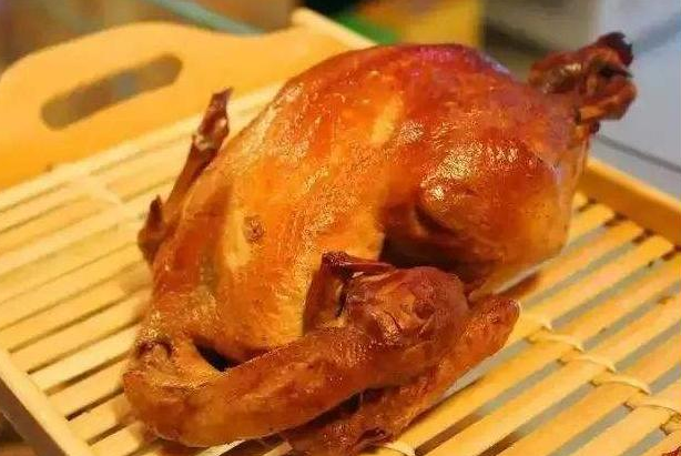 哈尔滨这三种特产美食,本地人和游客都爱吃,你吃过哪几种?
