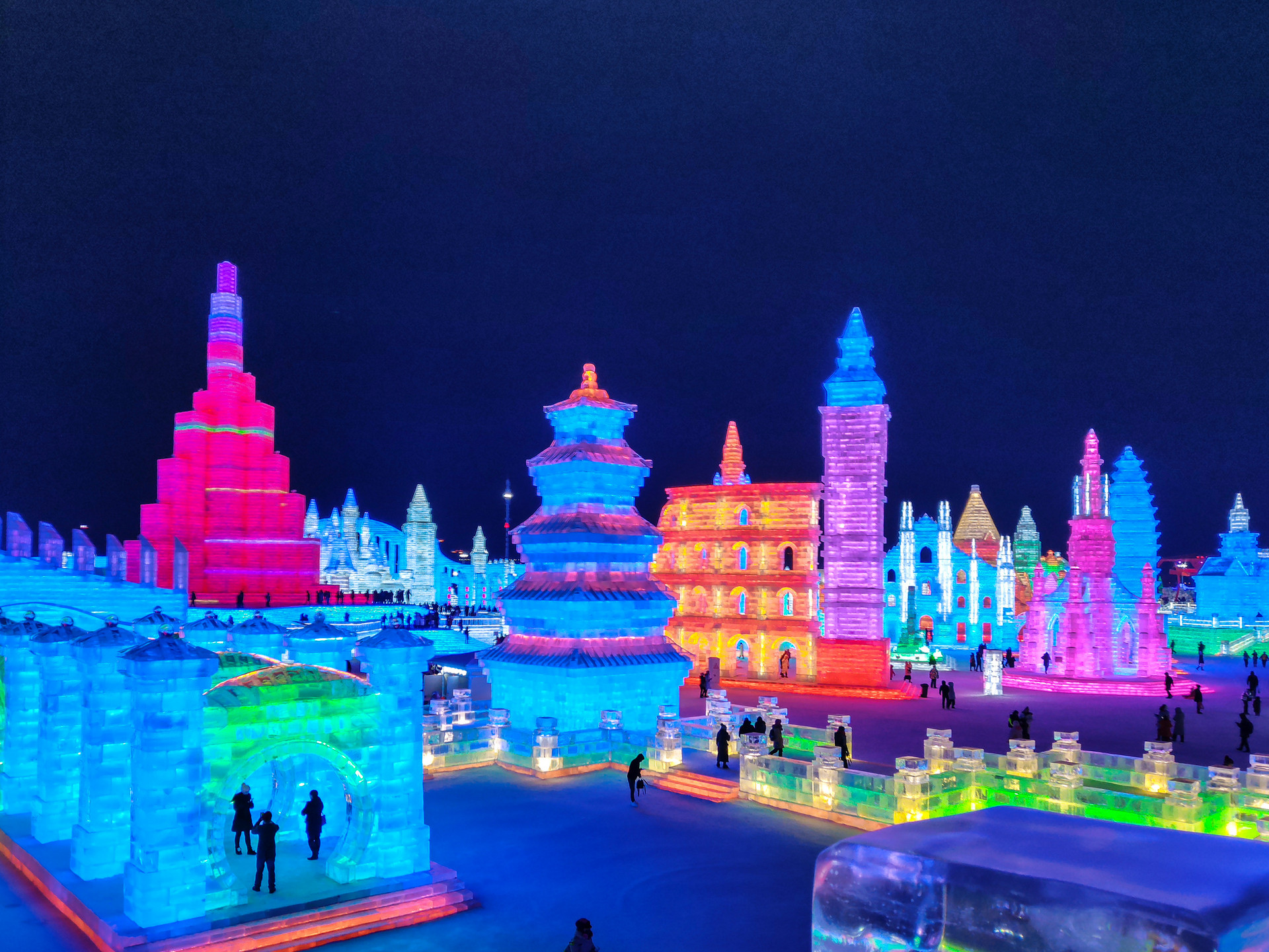 春节出游去哪儿,哈尔滨是个不错的选择,给你一份旅游攻略
