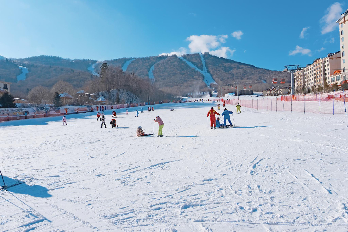 在哈尔滨怎么玩雪?这份哈尔滨3日游攻略请你收好