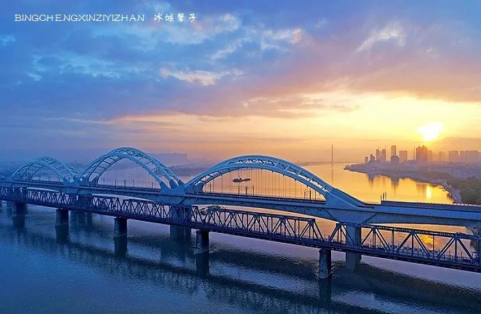 去哈尔滨旅游最应该的地方是哪里?松花江畔的斯大林公园