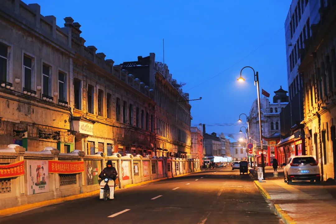 一座夜色撩人的城市!感受哈尔滨精彩“夜生活”,要去这五个地方
