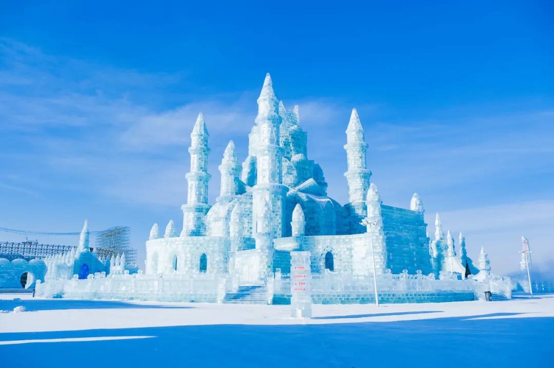 冬季来哈尔滨游玩攻略!怎么玩?滑雪、逛街、拍照一个都不能少