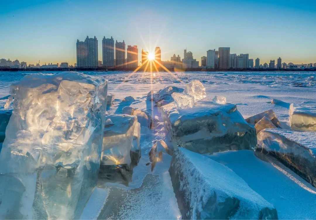 冬季玩雪去哪里？逛商业街、看浪漫雪景？哈尔滨经典游玩路线推荐