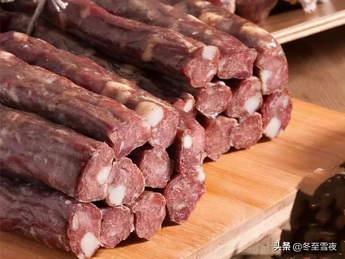 冬季来哈尔滨旅游,选择这些特产带回家送人,独有的特色风味美食