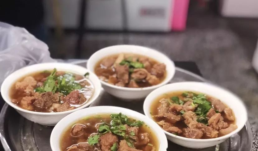 【美食】哈尔滨必打卡的八家清真馆子,排队到腿软也要吃!