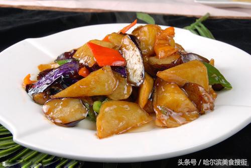 来哈尔滨旅游必须吃的10道东北菜,这35家餐馆l南方朋友收好喽