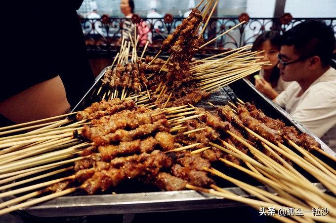 哈尔滨8大推荐美食,这些冰城美食你值得品尝